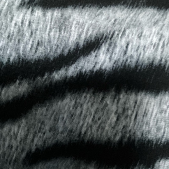 MICHAEL Michael Kors Black and Gray Patterned Long Sleeve Dress - Picture 2 of 6